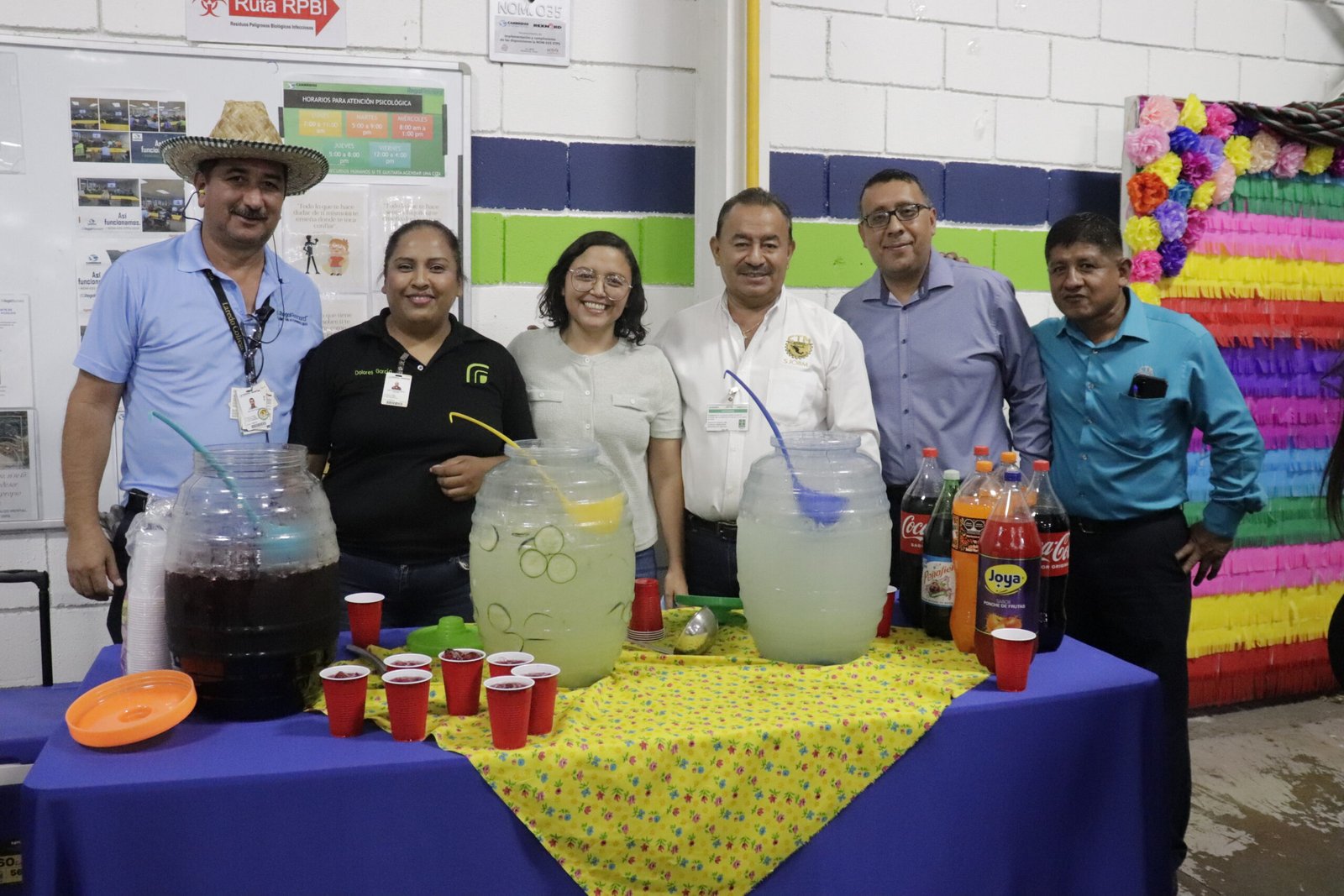 CAMBRIDGE CELEBRA FIESTAS MEXICANAS