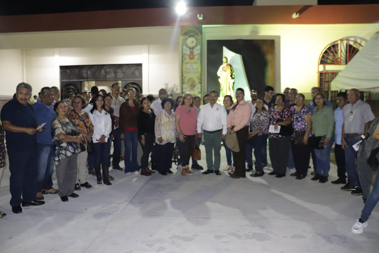 CELEBRAN MISA POR LOS OBREROS