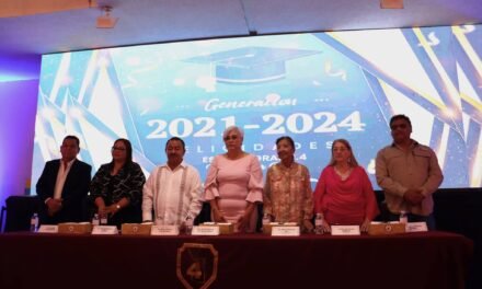 EMOTIVA CEREMONIA DE GRADUACIÓN DE LA SECUNDARIA GENERAL 4