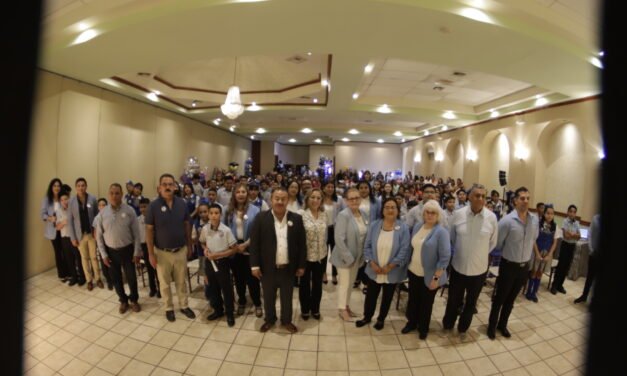 GENERACIÓN 2018-2024 LLEVA NOMBRES DE JUAN VILLAFUERTE MORALES