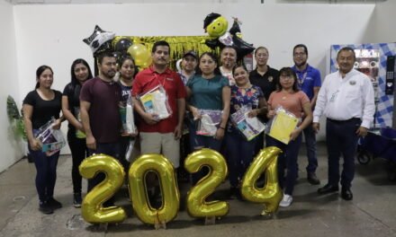 EASY WAY REALIZA ENTREGA DE BECAS
