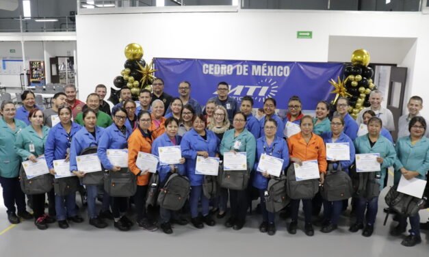 CEDRO ENTREGA BECAS 2024