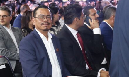 SECTOR OBRERO PRESENTE EL SEGUNDO INFORME DE GOBIERNO